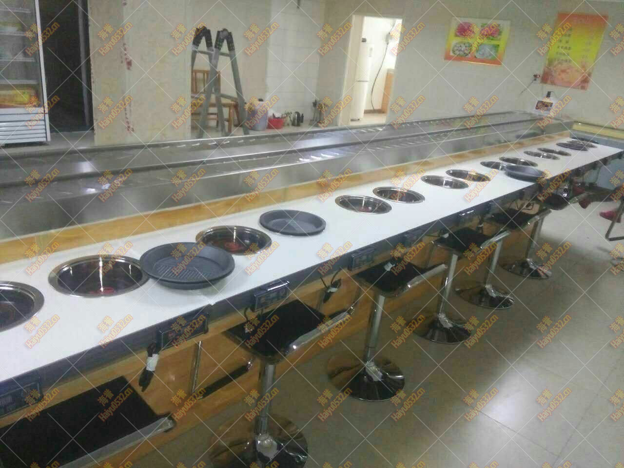 東營涮烤一體旋轉小火鍋設備安裝完工